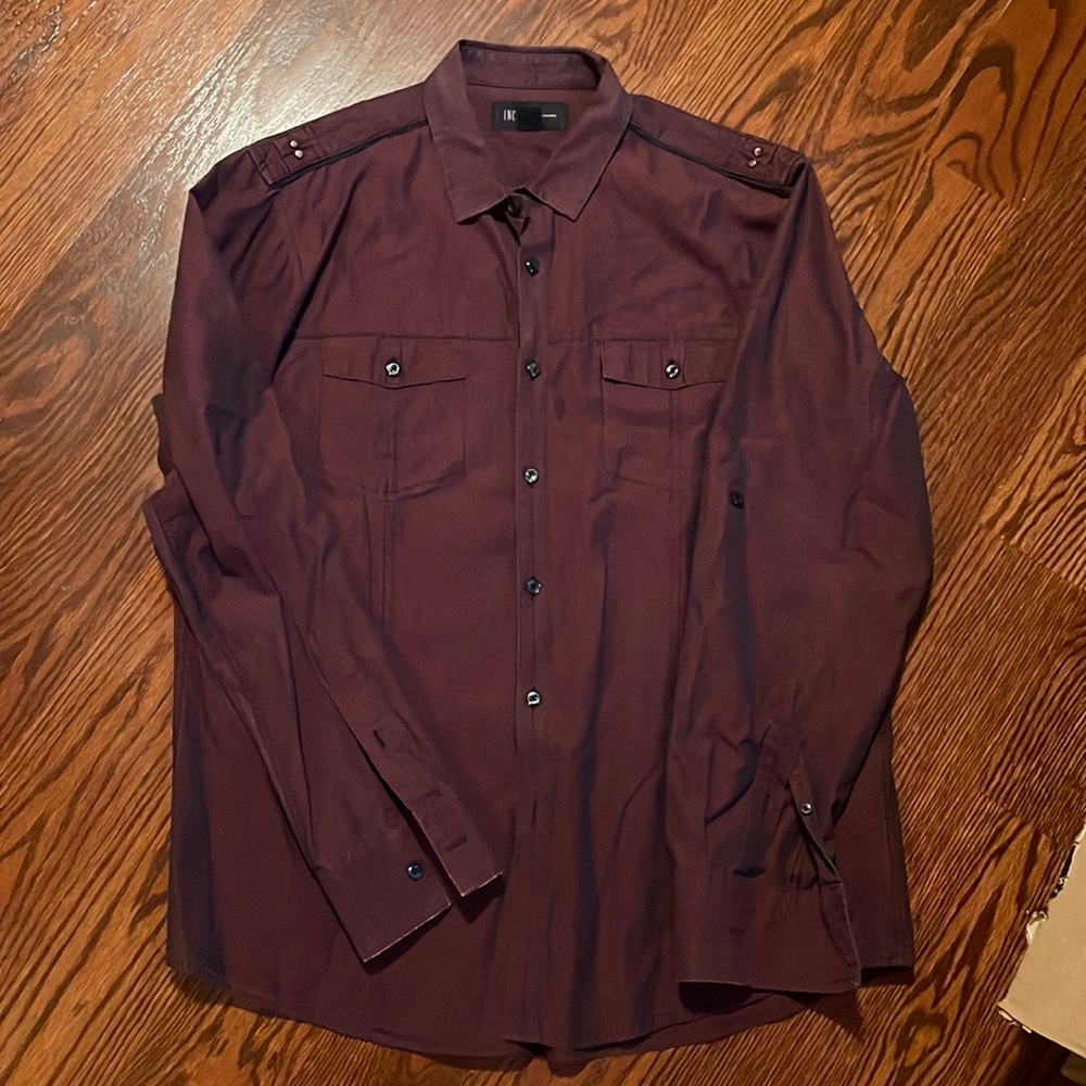 INC international concepts men’s dress shirt sizeL color is port with black